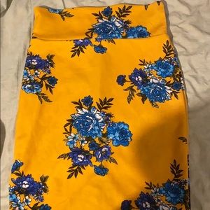 $5 high waisted skirt.